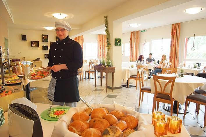Citty Hotel Schweinfurt Buitenkant foto